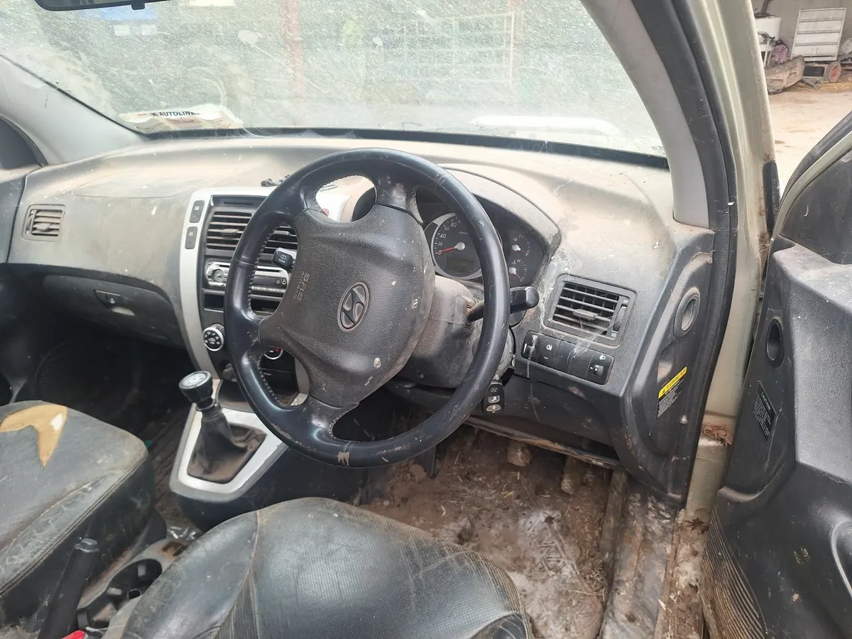 Hyundai Tucson 2007 - Image 3