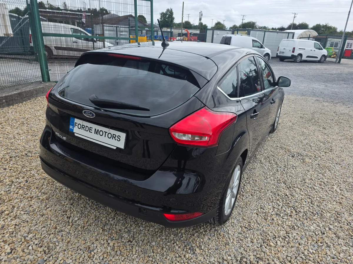 Ford Focus 2017 - Image 4