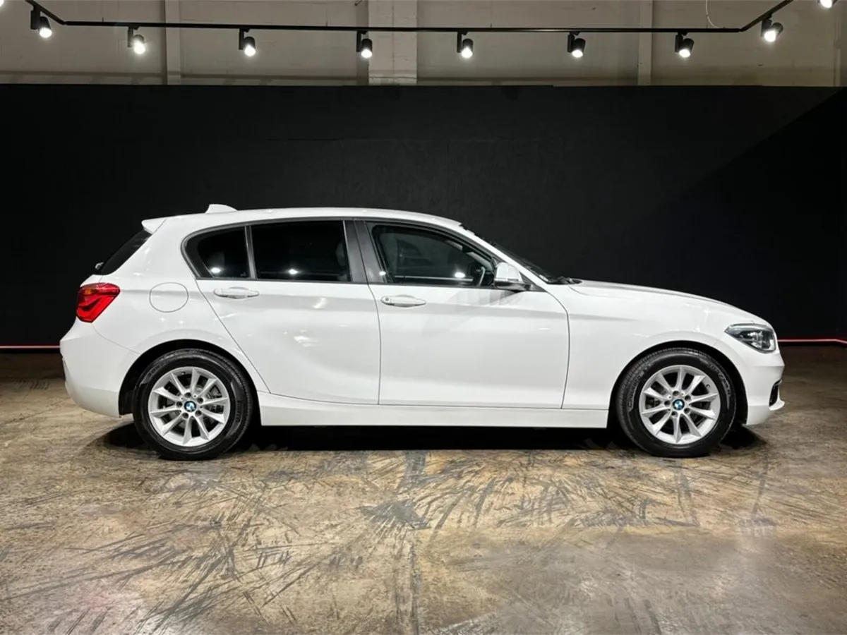 BMW 1-Series 118 - STYLE EDITION - Image 3