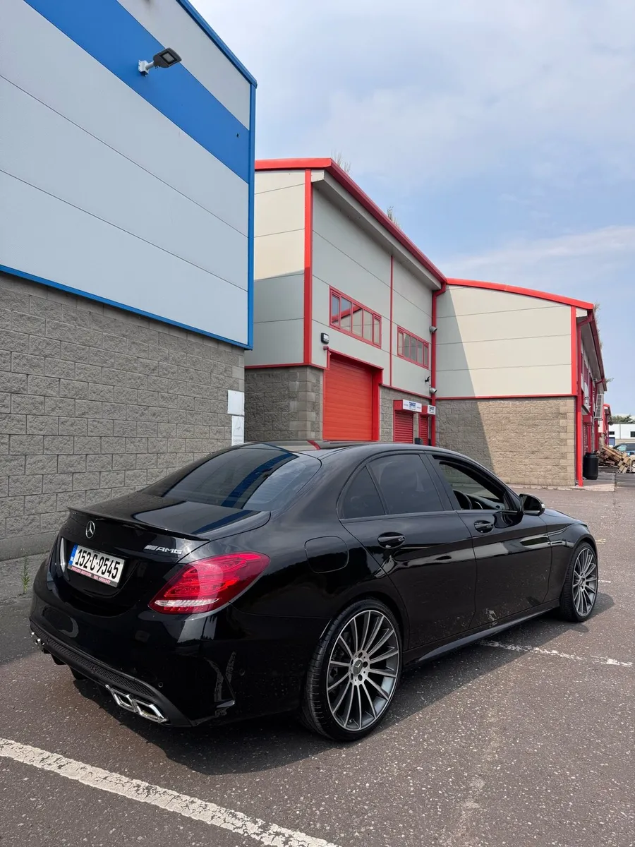 Mercedes C220D AMG - Image 4