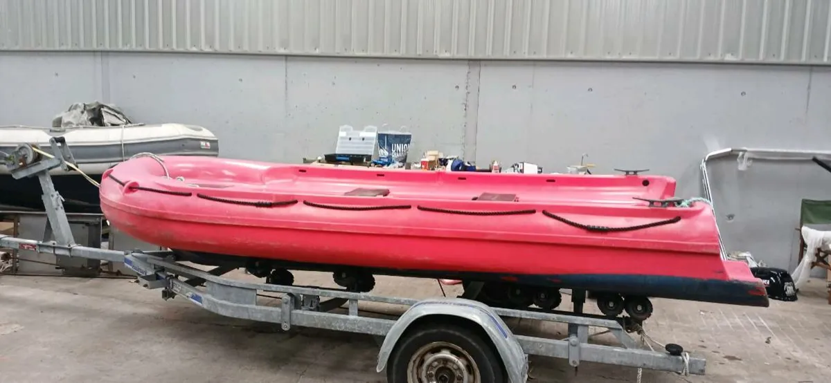 Fun Yak 390 Rescue/Club  boat - Image 1
