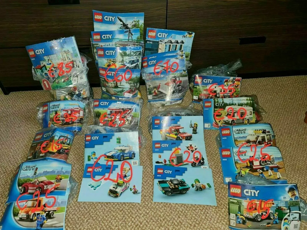 Lego City sets 100% complete - Image 2