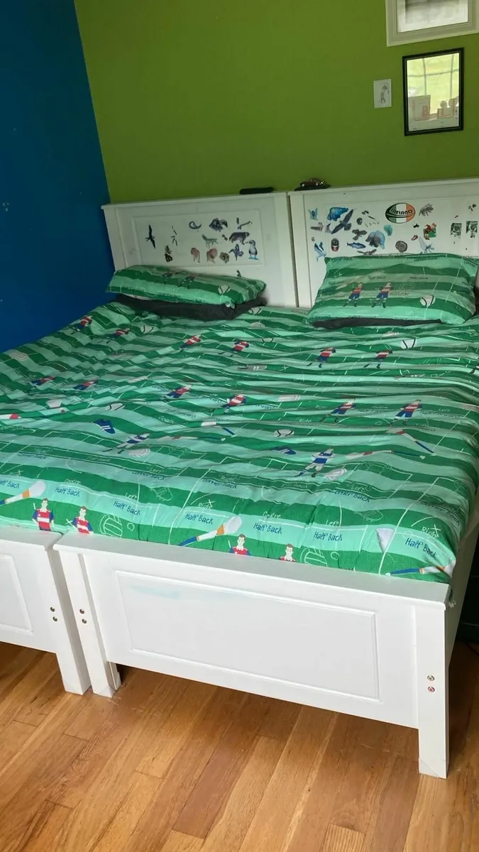 Beds - Image 1