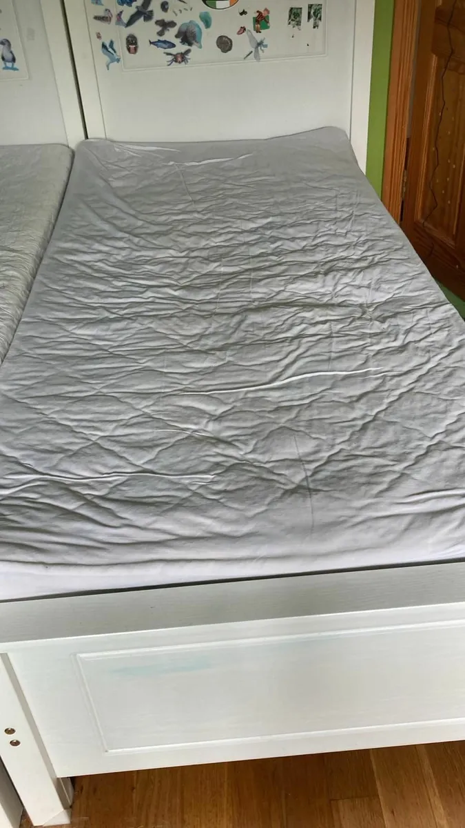Beds - Image 3