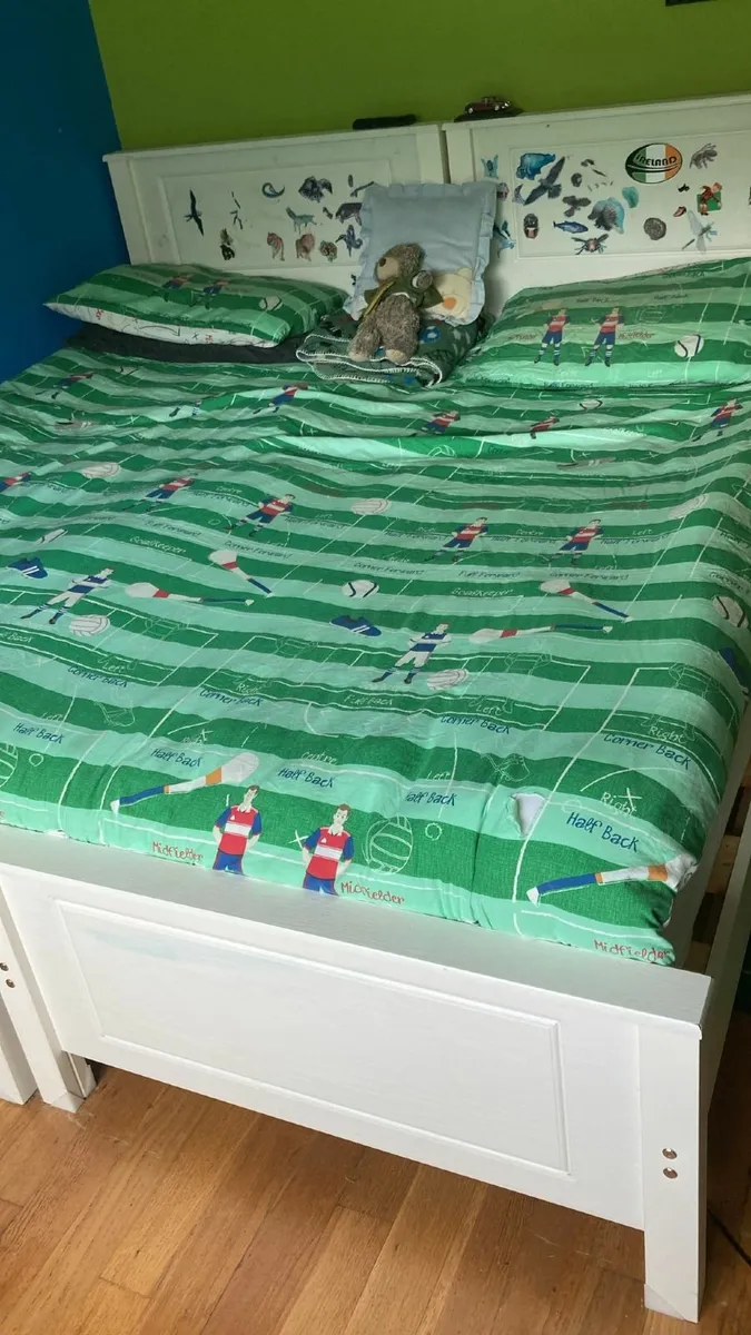 Beds - Image 4