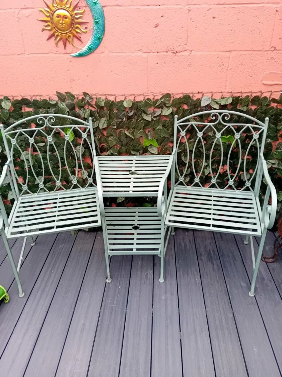 Garden bench - Image 1