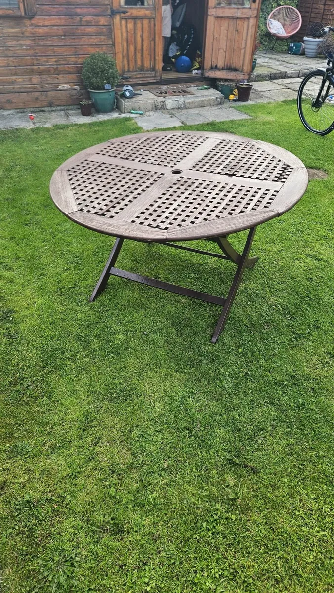 Garden table and chair set - Image 4