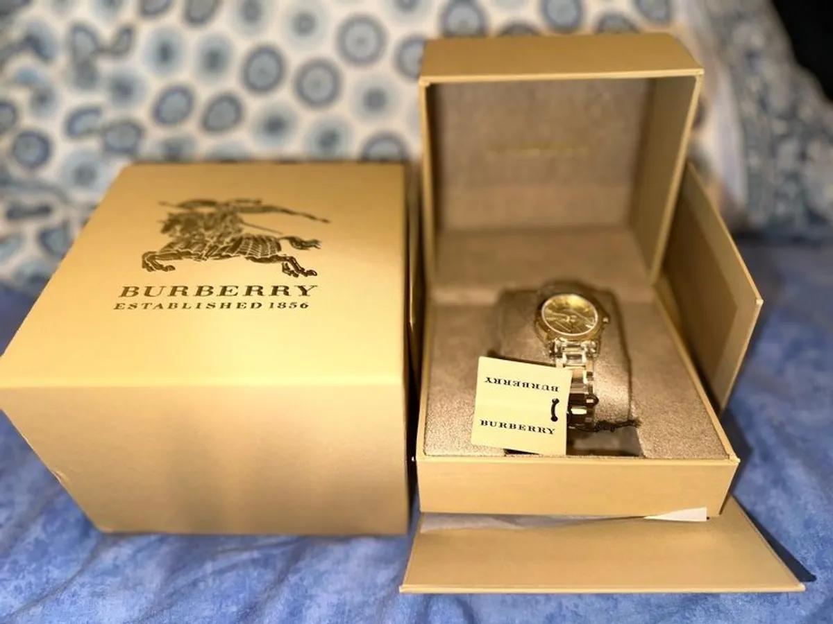Burberry Ladies Watch, City Gold, Brand New - Image 1