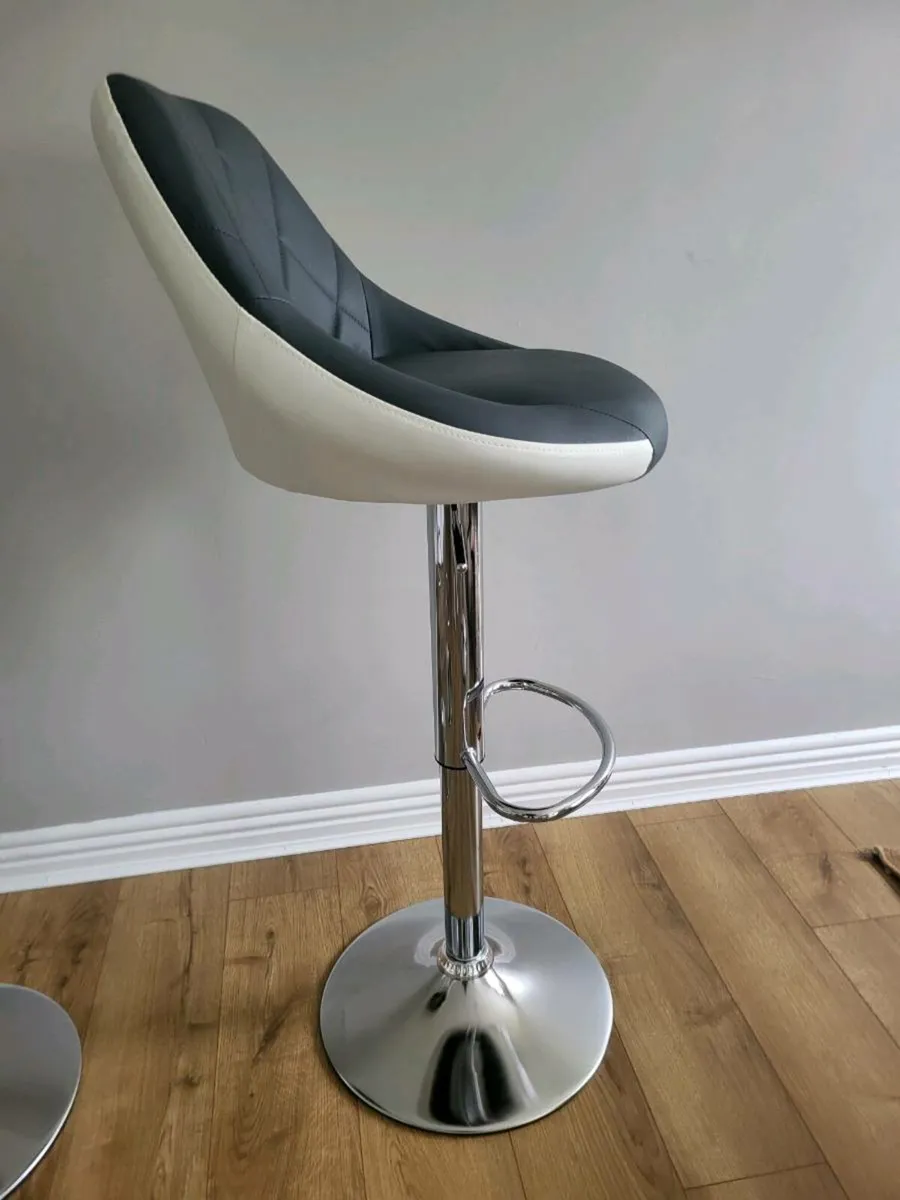 Counter Stools - Image 4