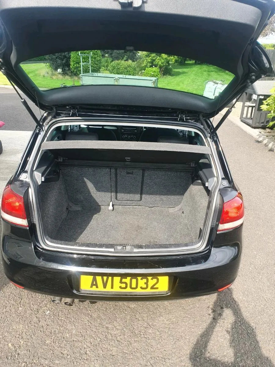 Car - Image 2