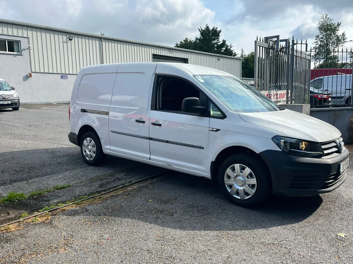 Volkswagen Caddy 2019 Low KMs - Image 3