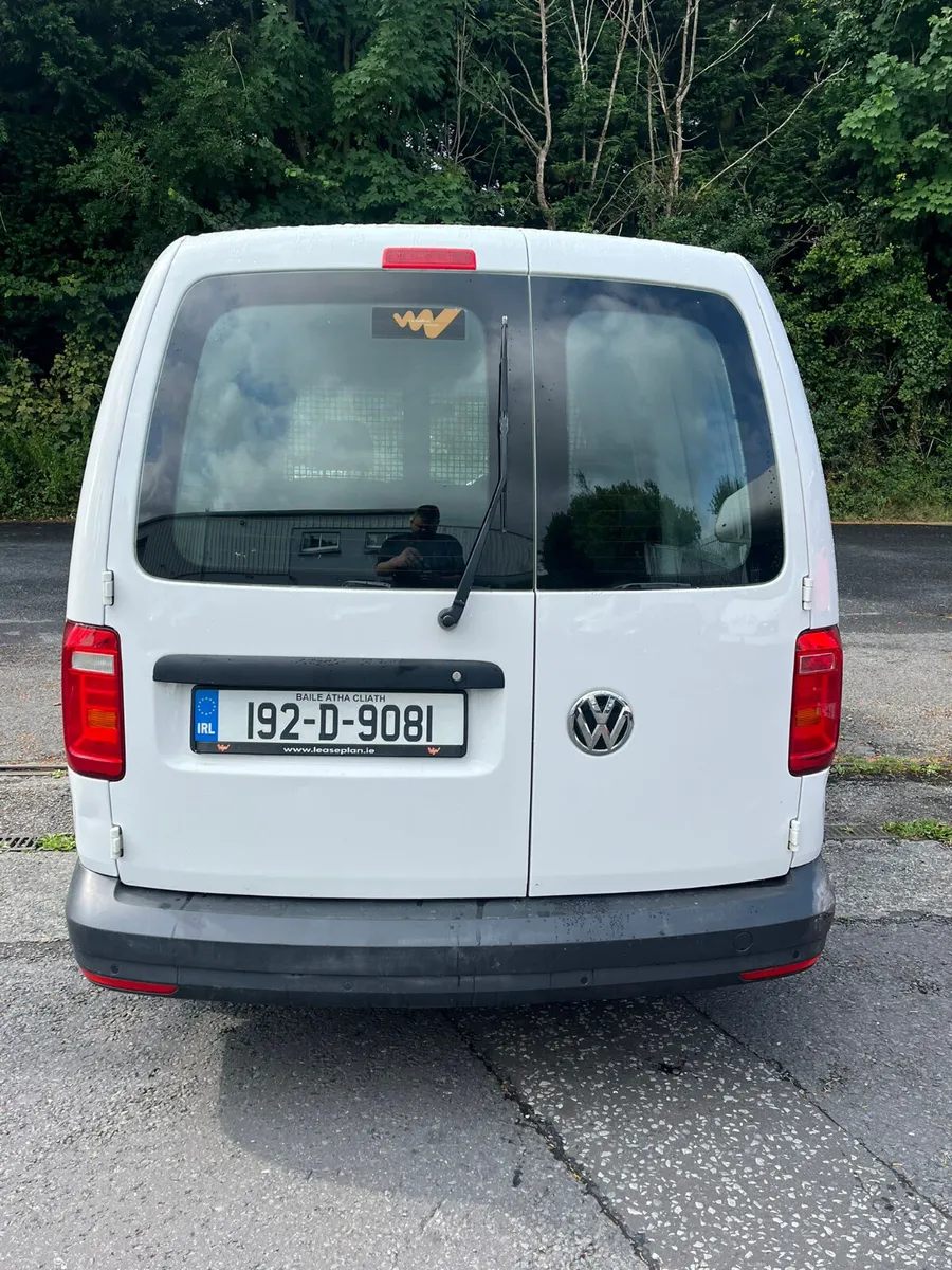 Volkswagen Caddy 2019 Low KMs - Image 4