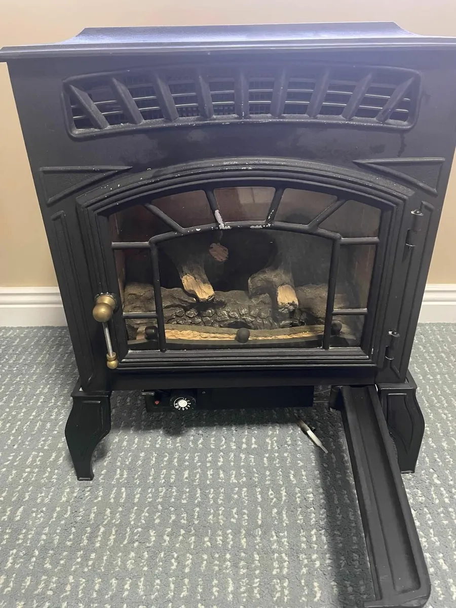 Burley Ambience 4121 Log Effect Flueless Gas Stove - Image 2
