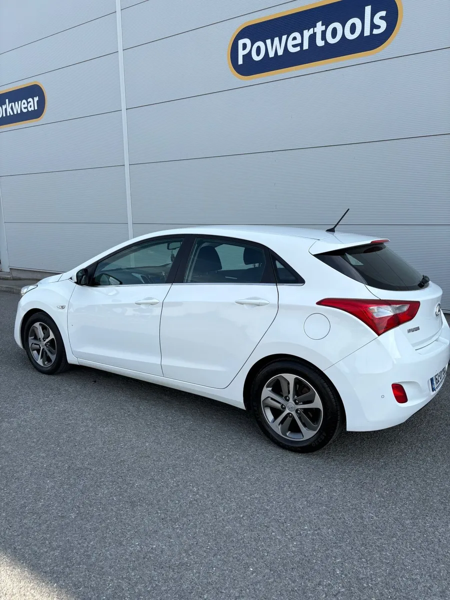 Hyundai i30 2016 - Image 3