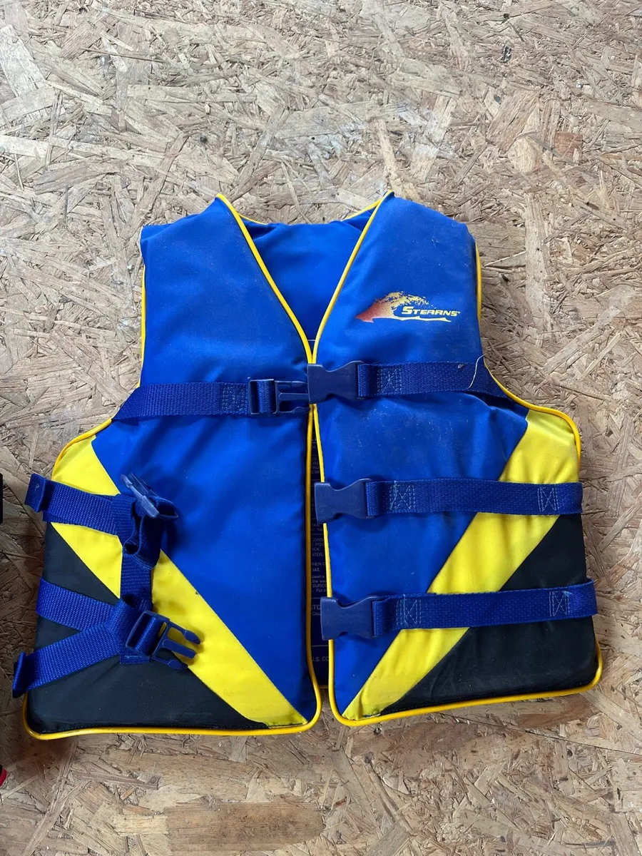 Set of 7 Life jackets - Image 2