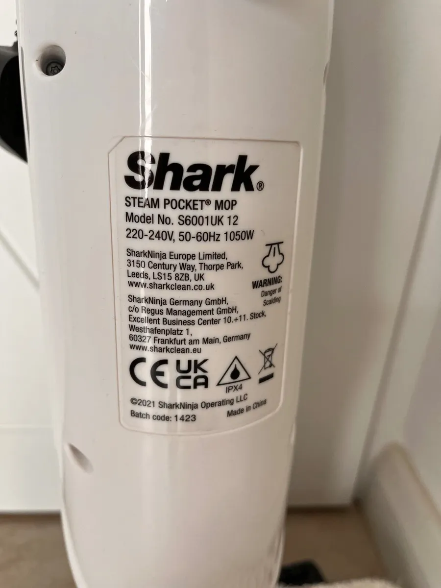 Steam mop - Image 1