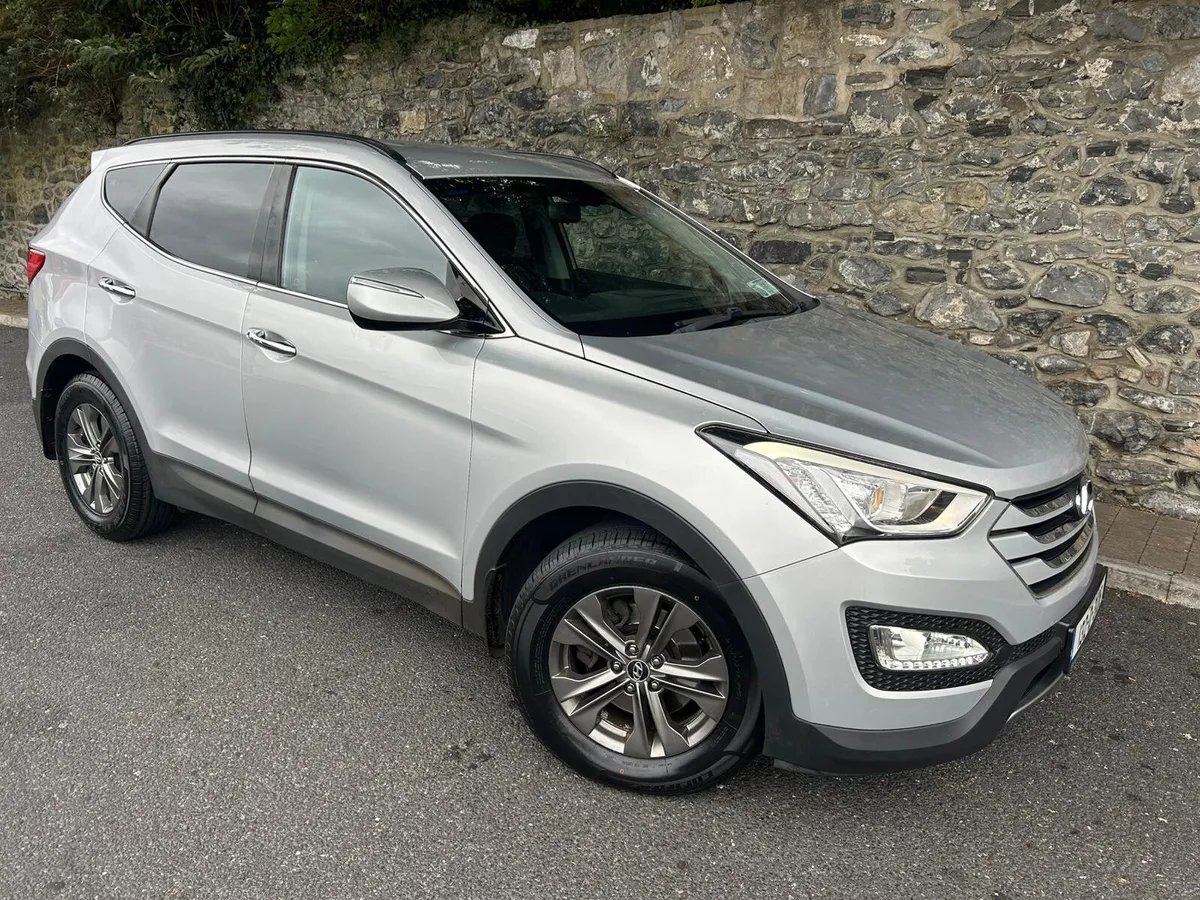 Hyundai Santa Fe 2013 4X4 Auto 7 seater - Image 3