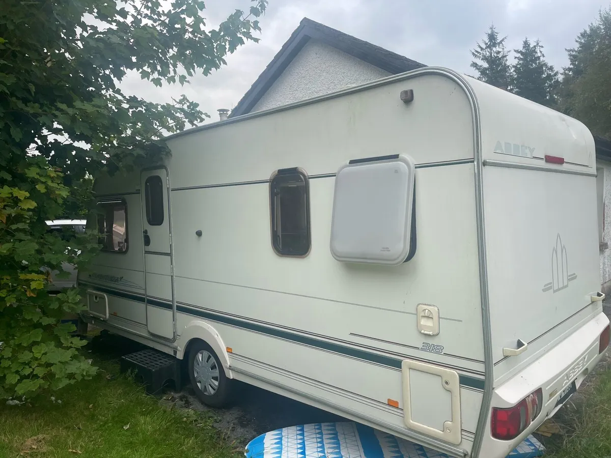 Caravan - Image 2