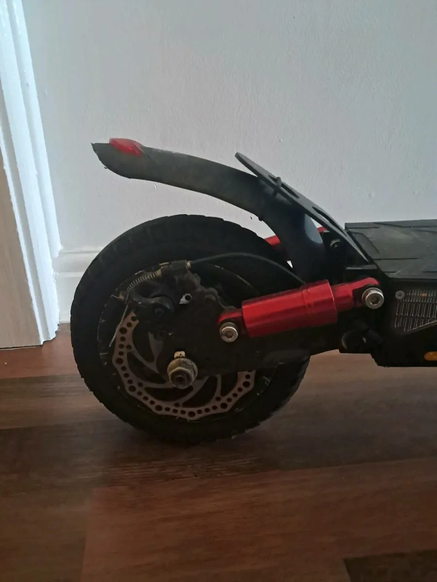 Electric scooter - Image 3