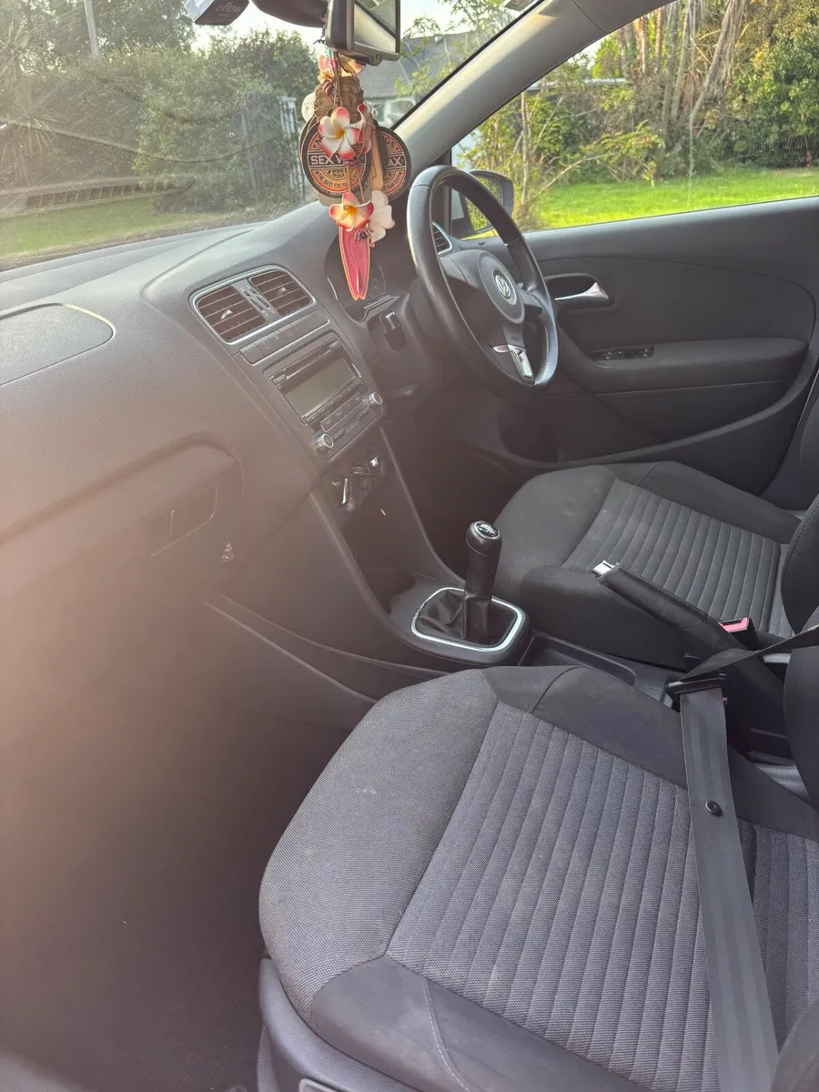 Volkswagen Polo 2010 - Image 4