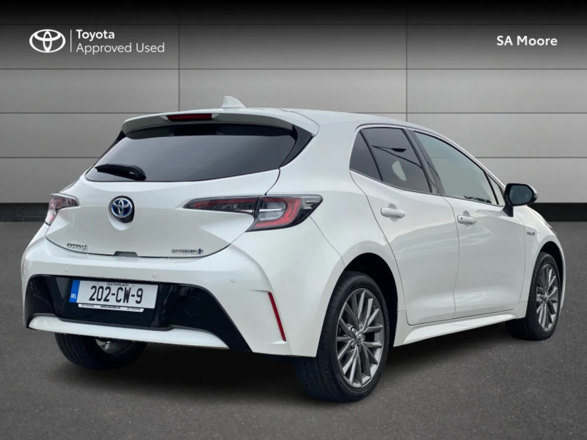 Toyota Corolla HYBRID SOL HATCHBACK - Image 2