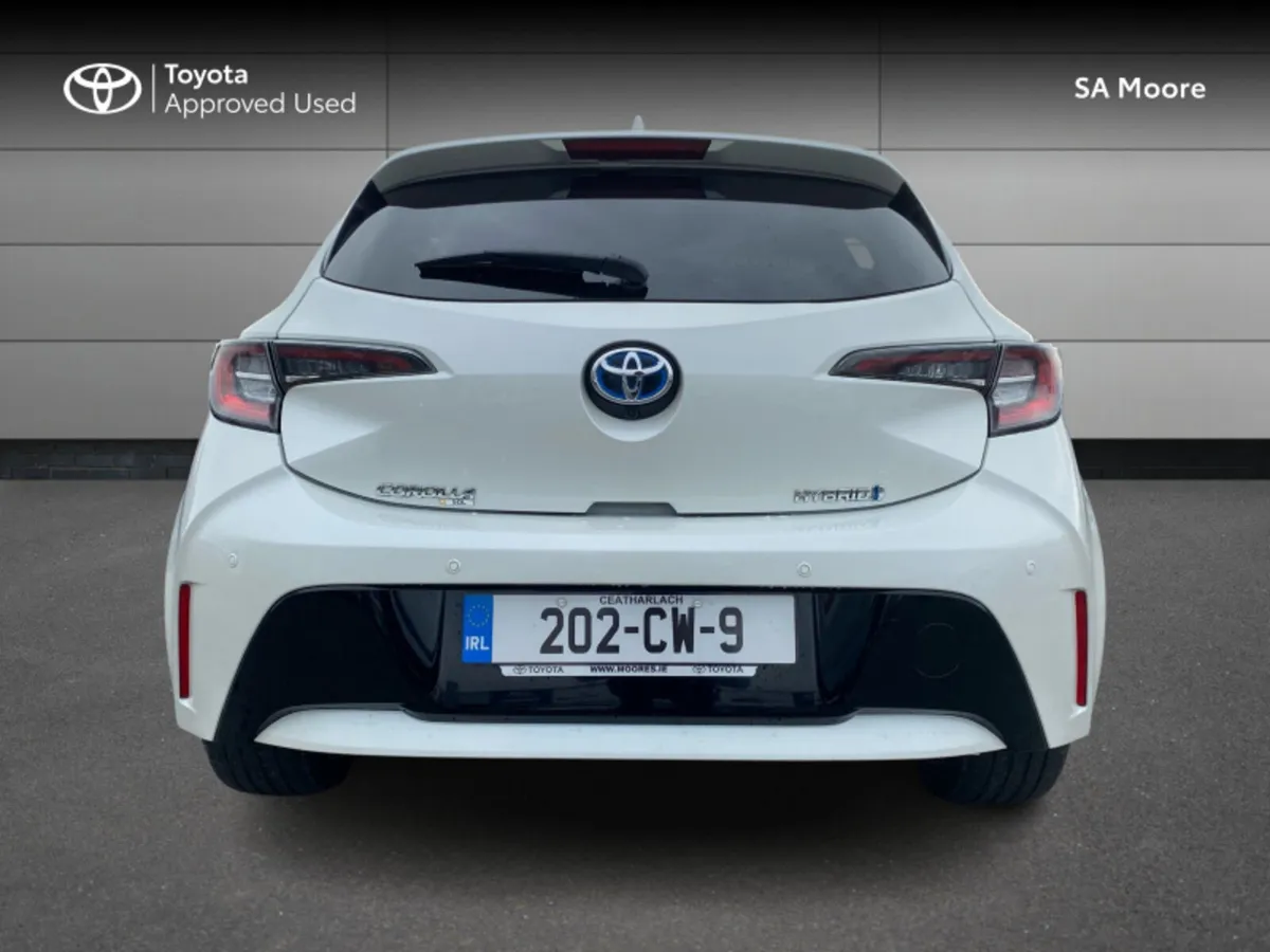 Toyota Corolla HYBRID SOL HATCHBACK - Image 4