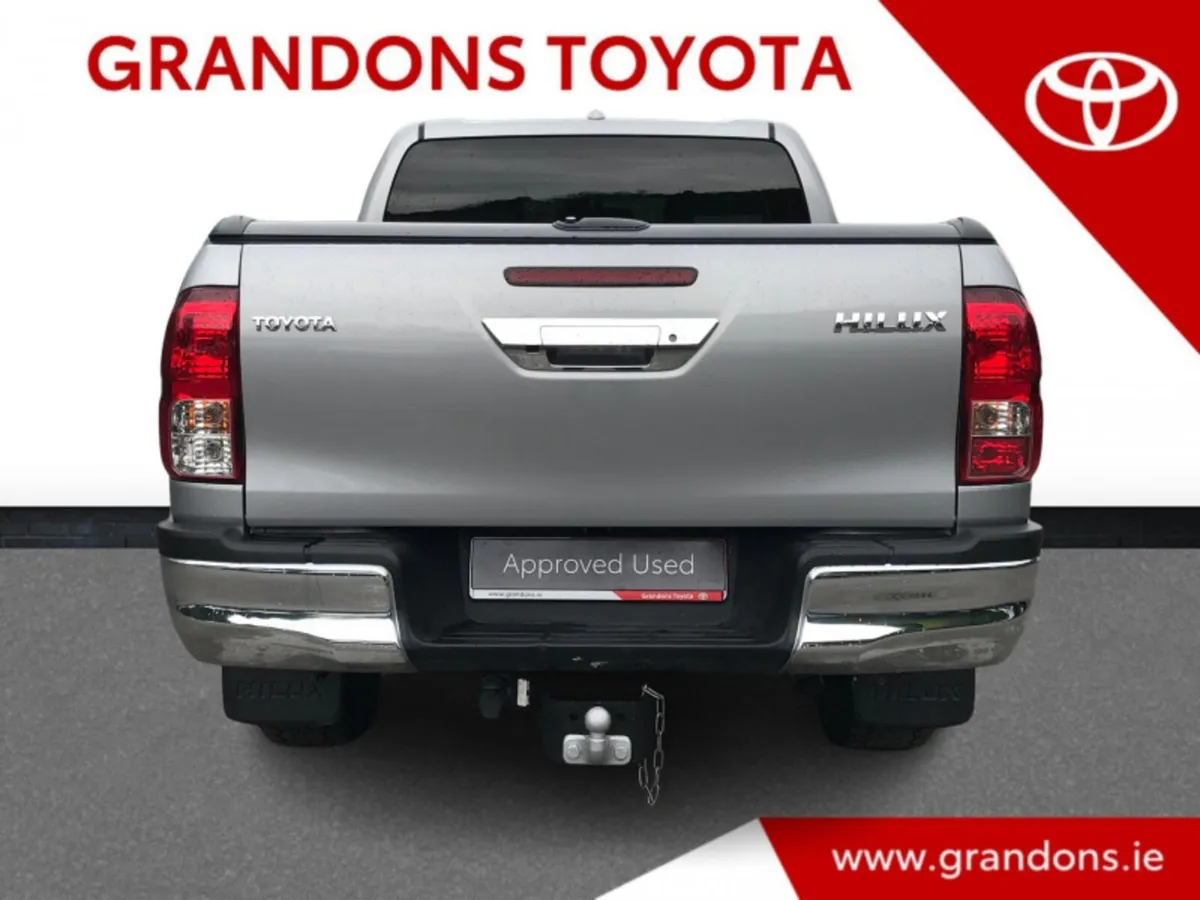 Toyota Hilux 2.8 SR5 DOUBLE CAB - GRANDONS - Image 4