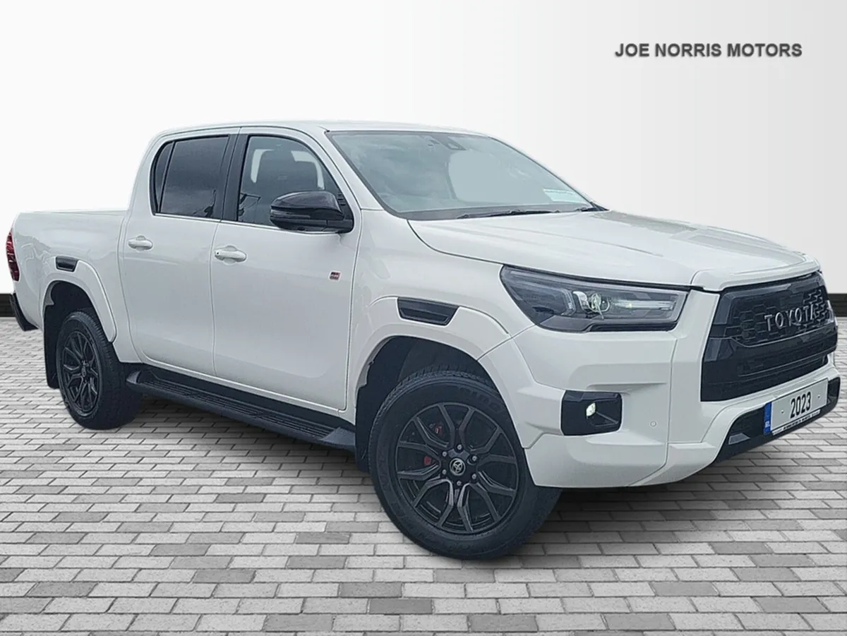 Toyota Hilux 2.4 Diesel 4WD DOUBLE CAB Z GR SPORT - Image 1