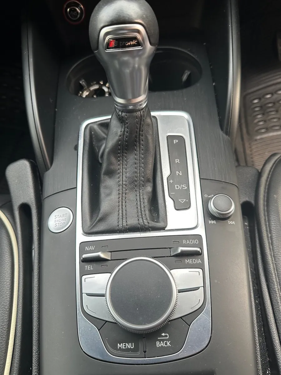 Audi A3 2015 - Image 4