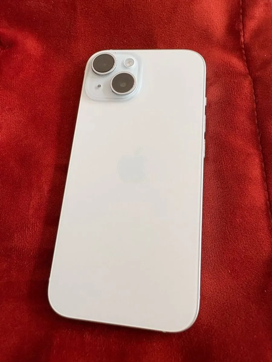 iPhone 15 256gb Unlocked - Image 3