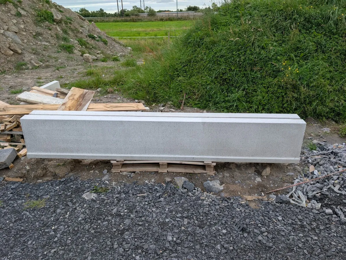 9 foot cills - Image 2