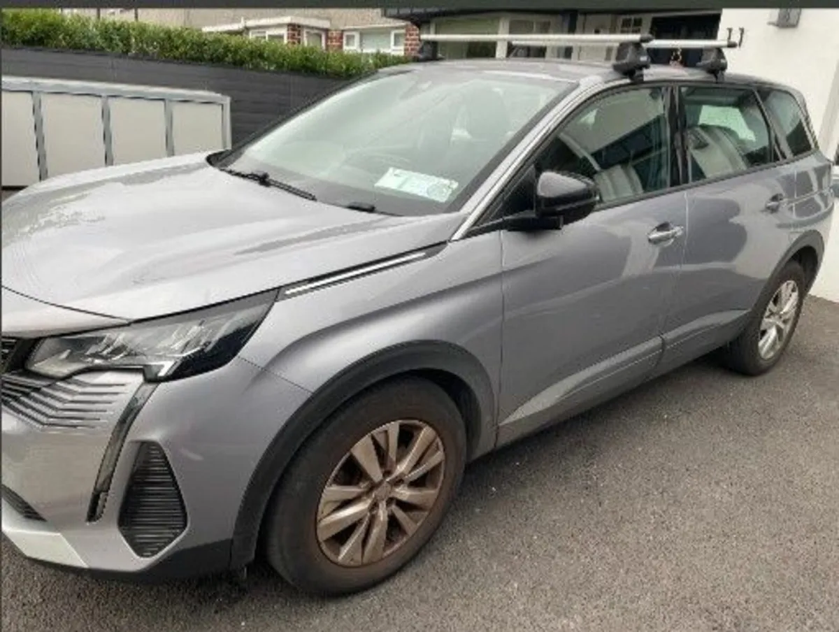 Peugeot 5008 2022 - Image 3