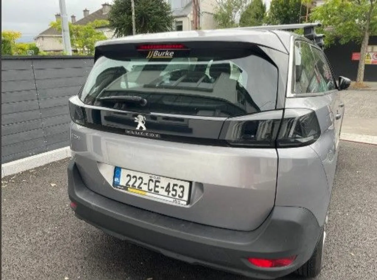 Peugeot 5008 2022 - Image 4