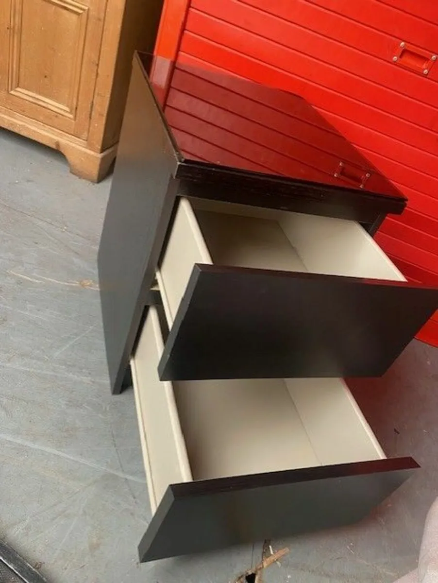 cabinet - Image 2