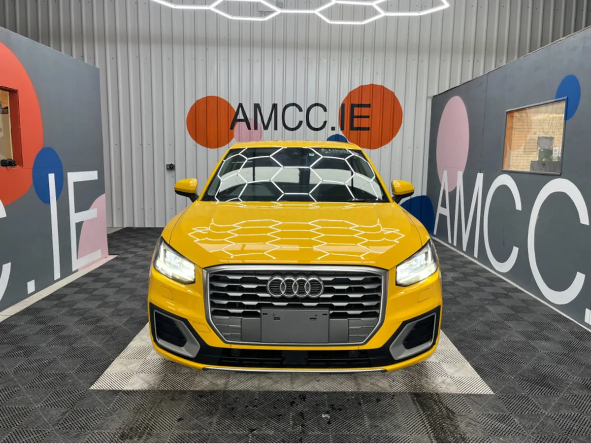 Audi Q2 1.0 TFSI SPORT / 35k KMs / HEATED SEATS , - Image 2
