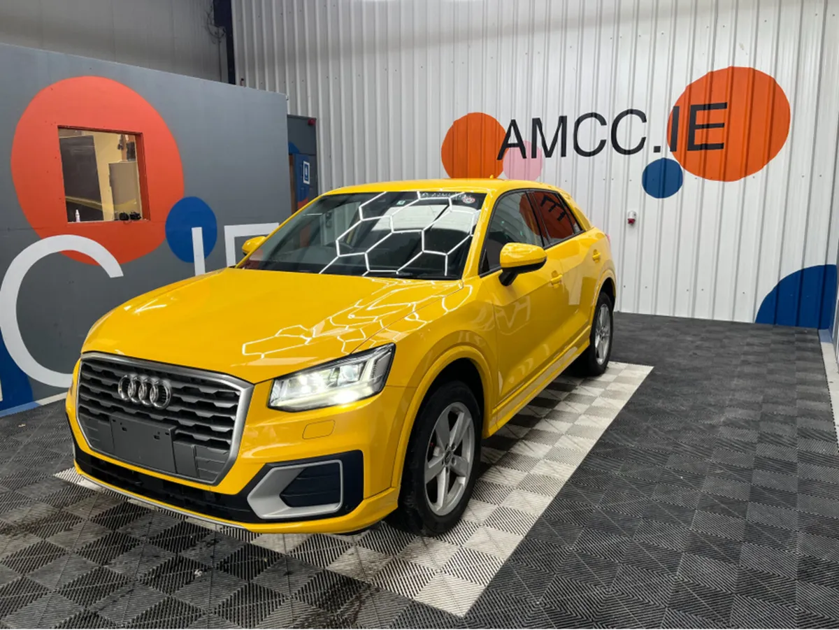 Audi Q2 1.0 TFSI SPORT / 35k KMs / HEATED SEATS , - Image 3