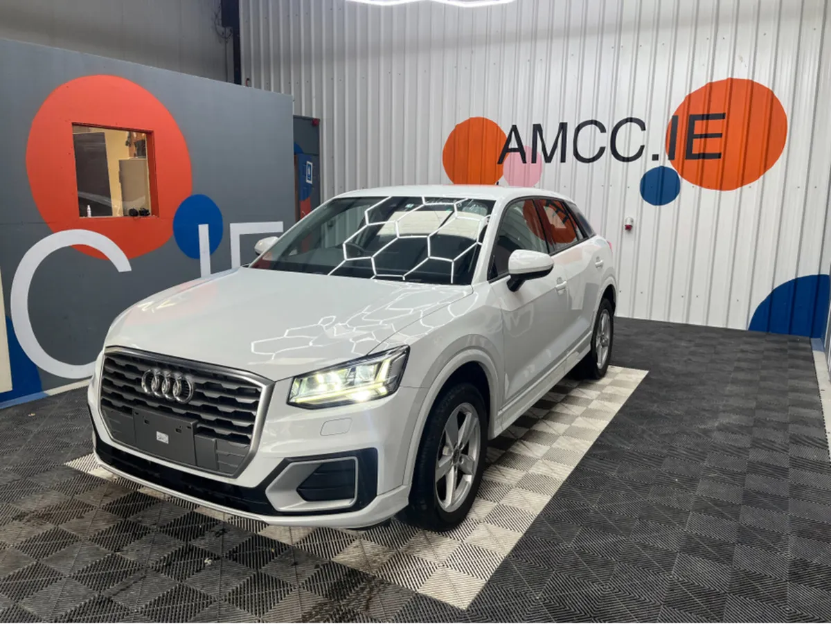 Audi Q2 1.0 TFSI SPORT / 40k KMs / HEATED SEATS , - Image 3