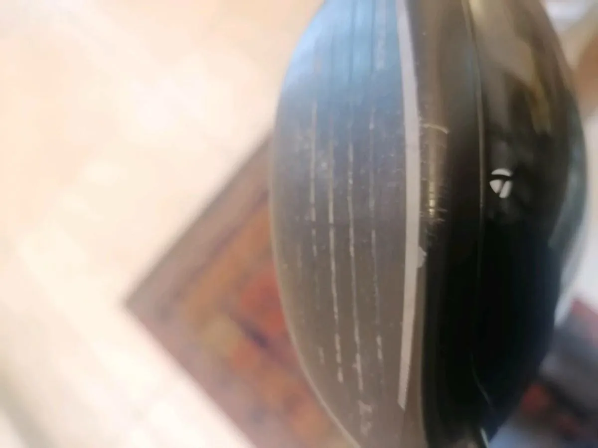 Taylormade stealth 2 titanium 3 wood - Image 3