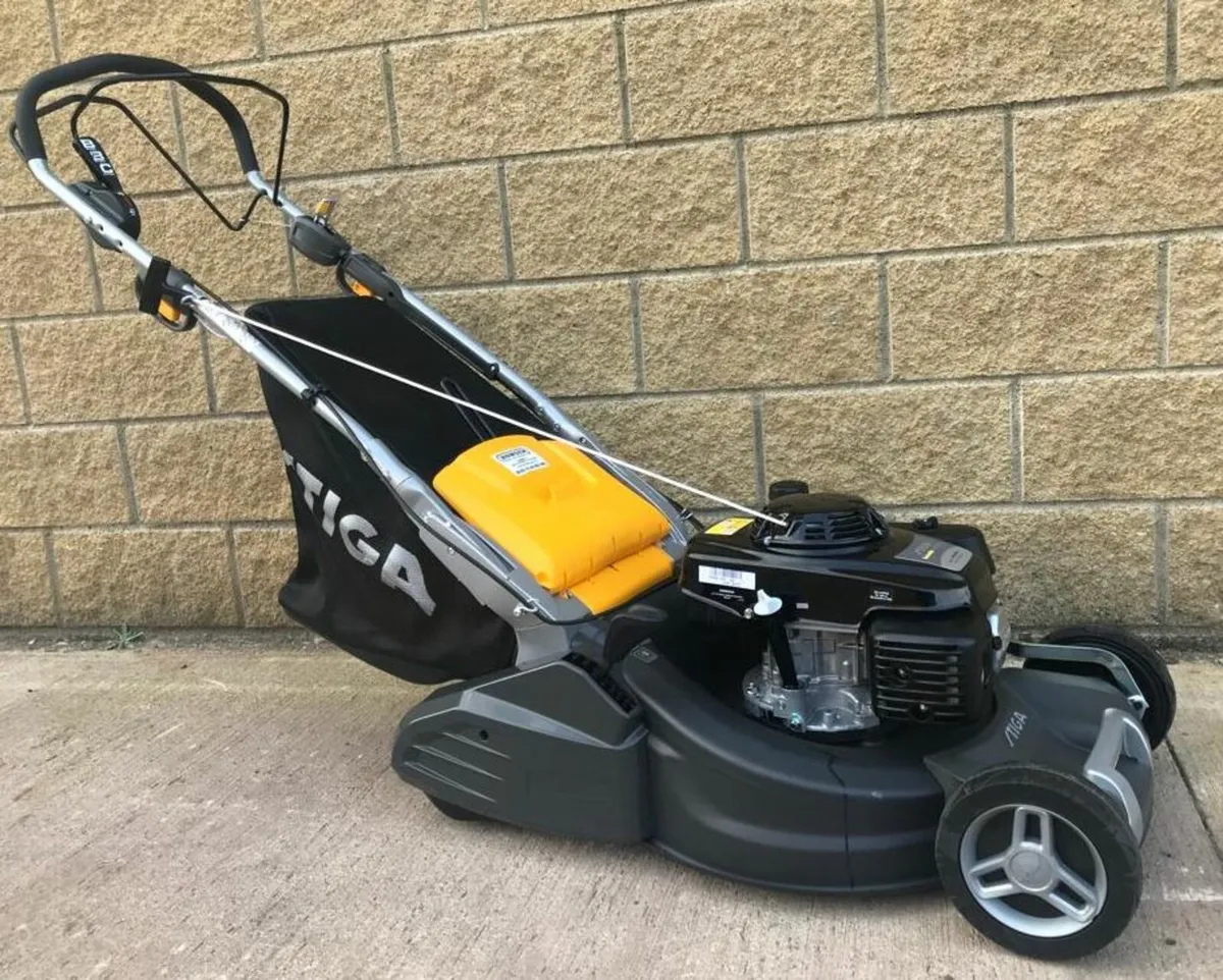 Stiga Twinclip, Honda GXV 163cc - Image 1