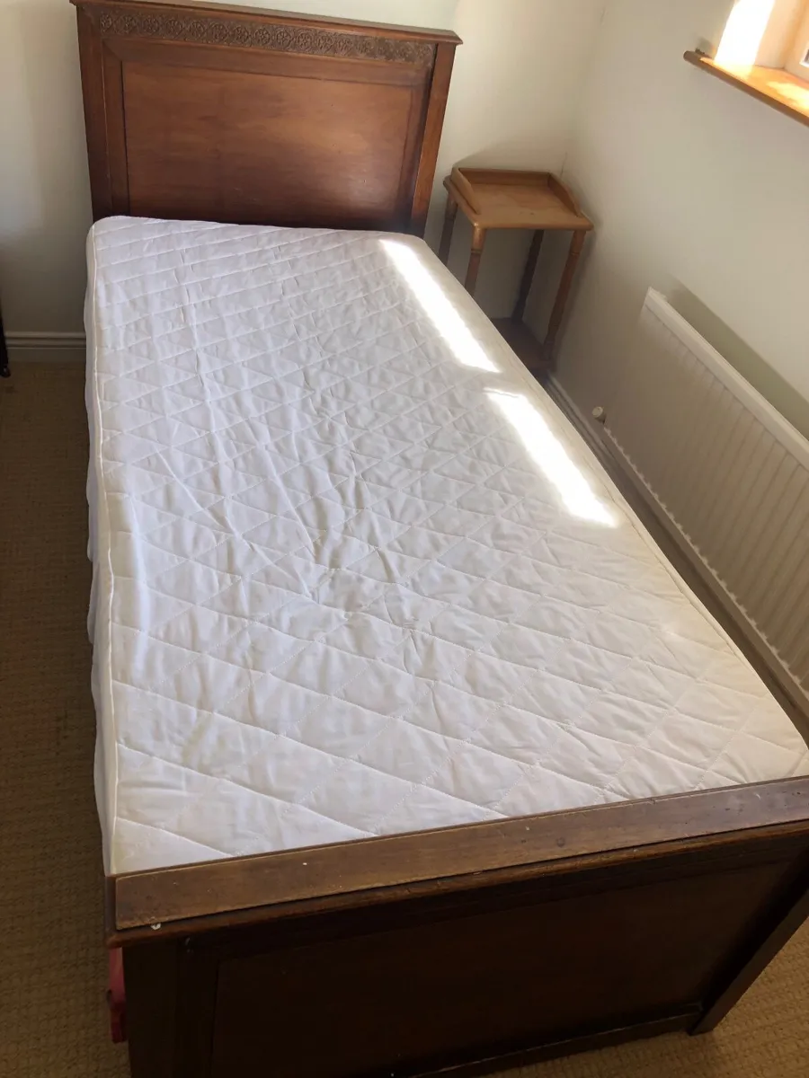Single Bed (s) - Image 1