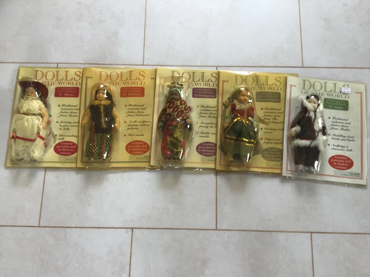 Porcelain Dolls of the World - Image 3