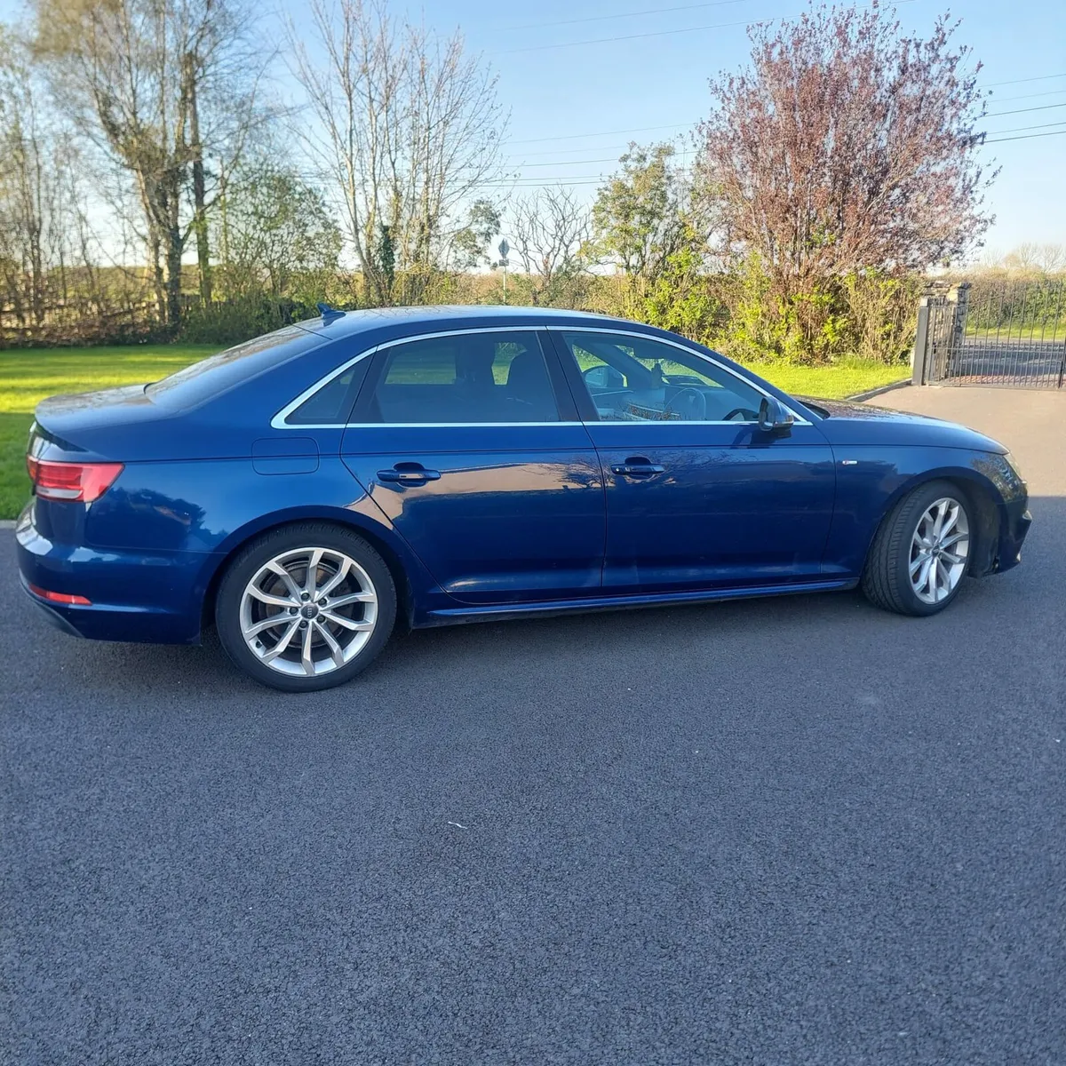 Audi A4 S-Line - Image 3