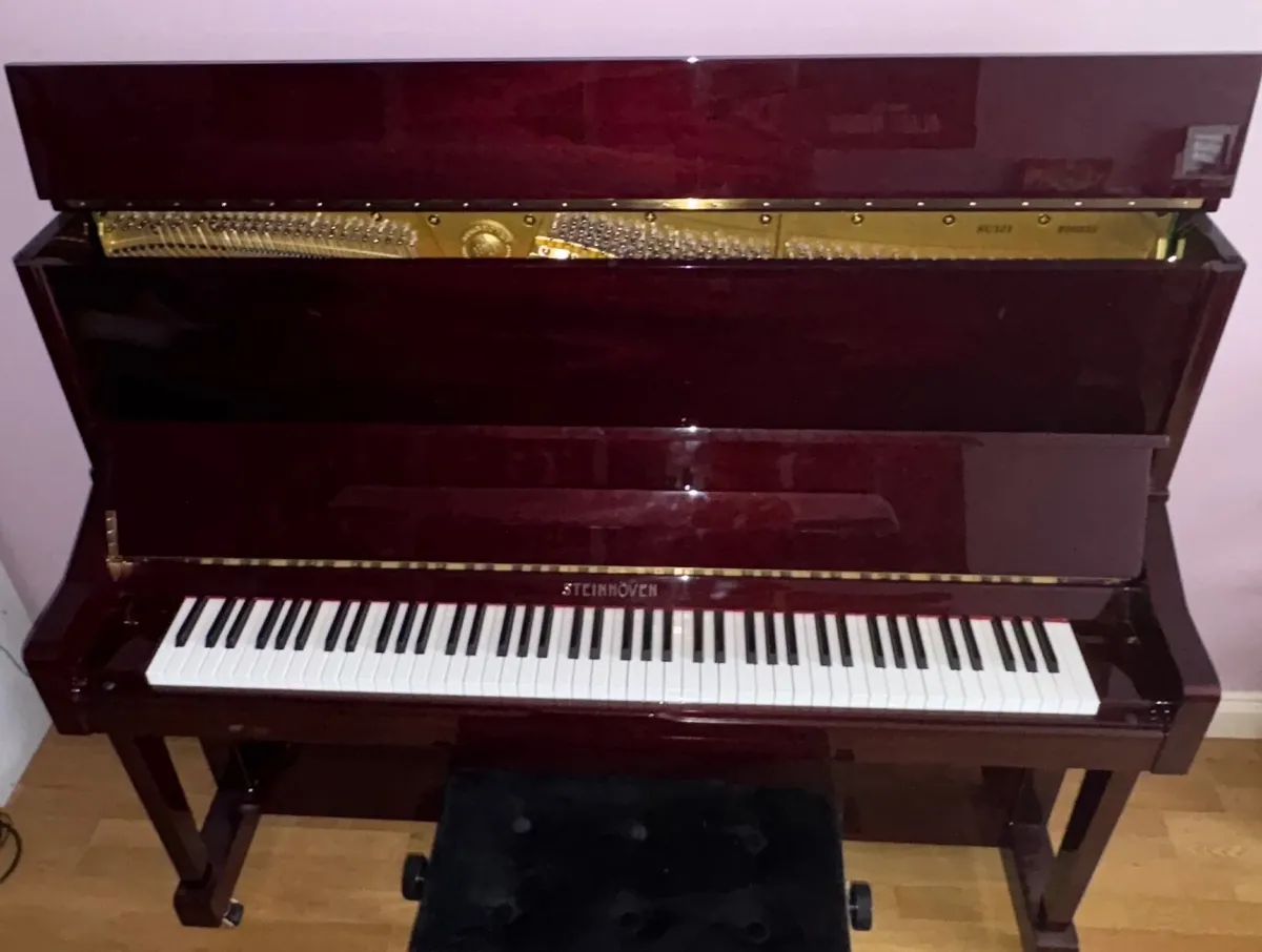 Steinhöven Piano SU121 Upright Piano - Image 1