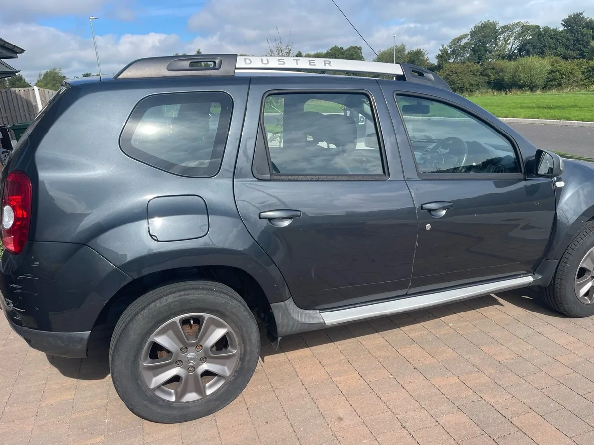 Dacia Duster 6000€ 78.000 miles - Image 2