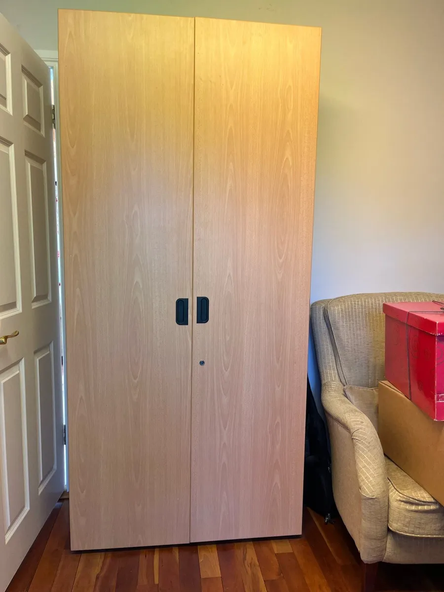 Office Furniture - Image 3
