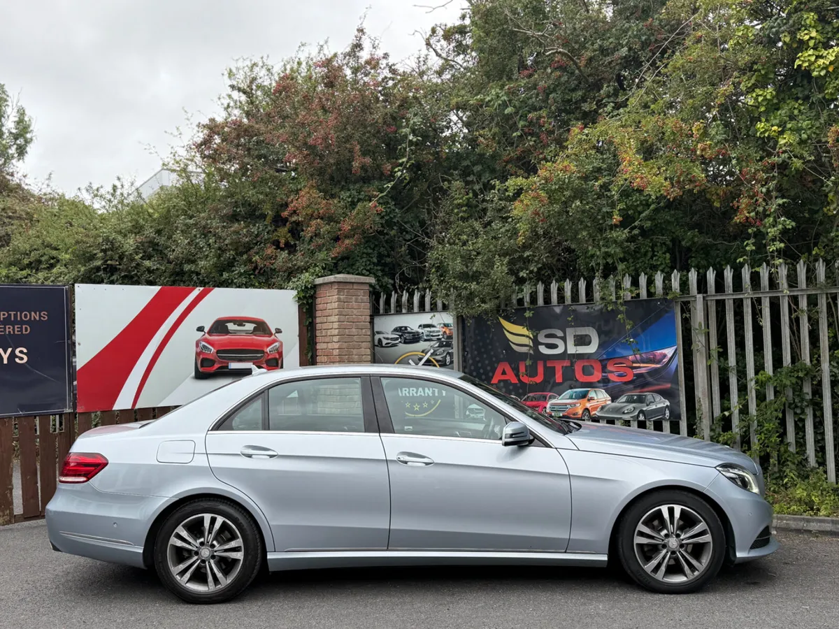 2016 Mercedes-Benz E220 Bluetec - Image 3