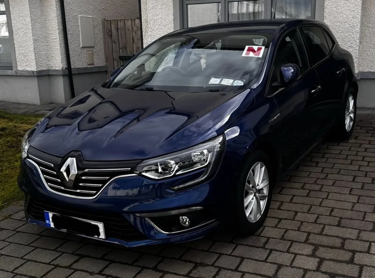 2018 (182) Renault Megane - Image 4