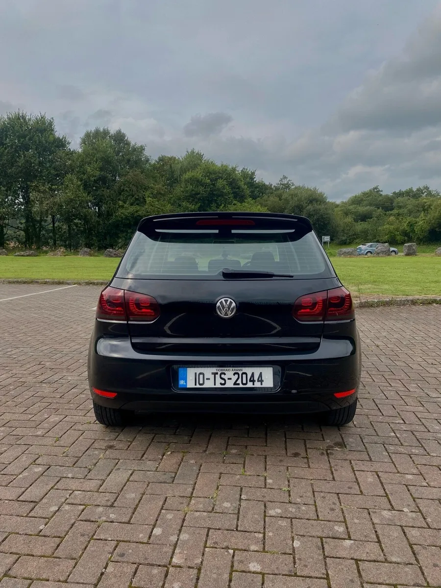 Volkswagen Golf - Image 4