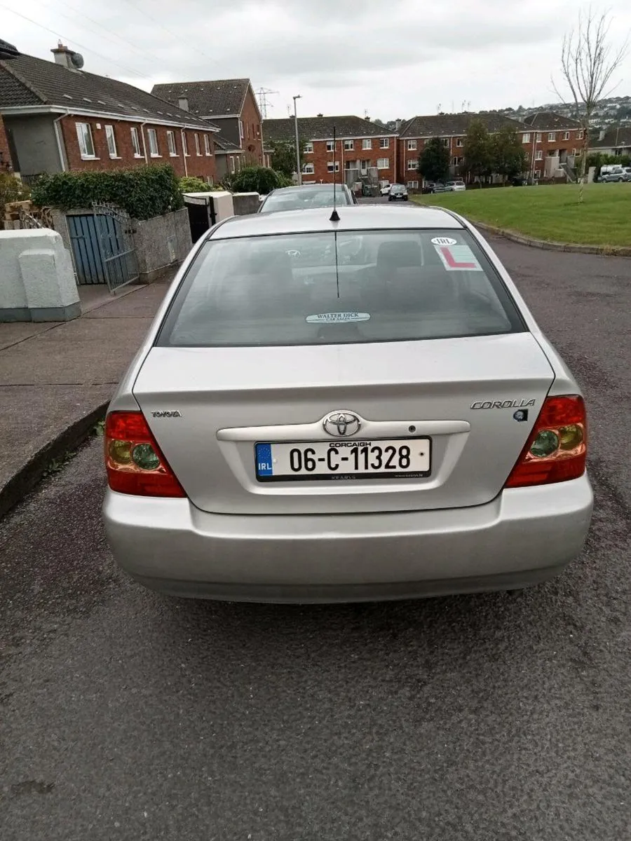 Toyota Corolla - Image 2