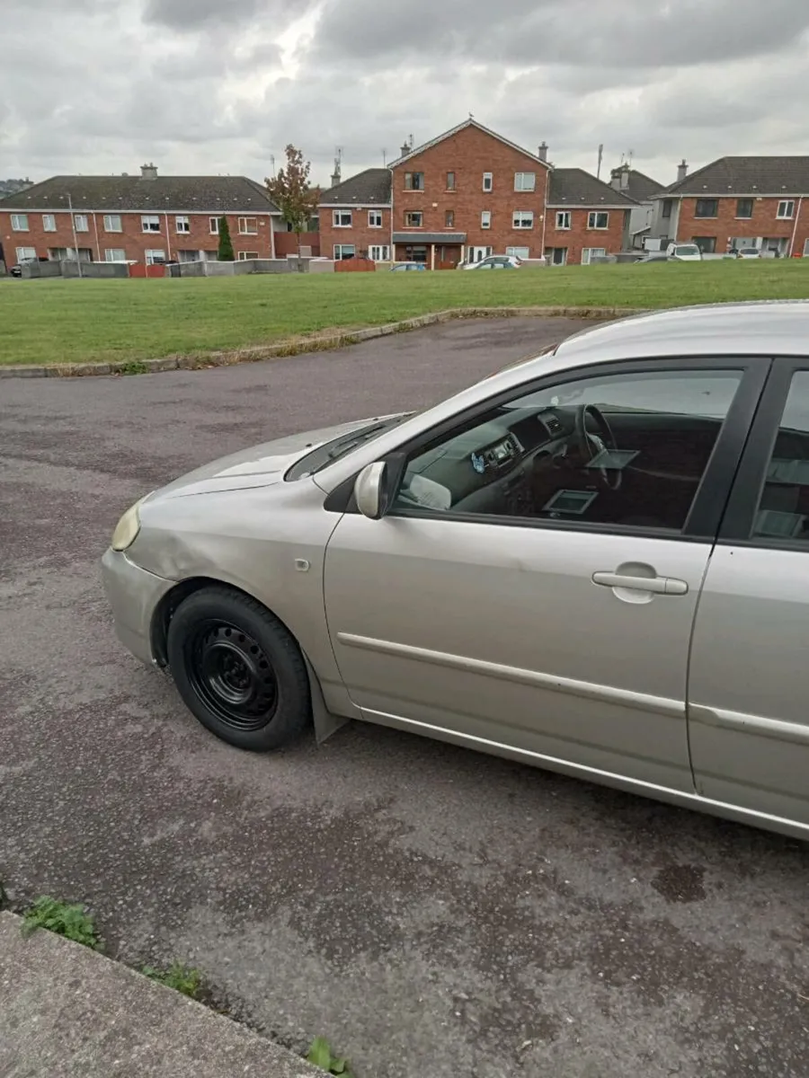 Toyota Corolla - Image 3